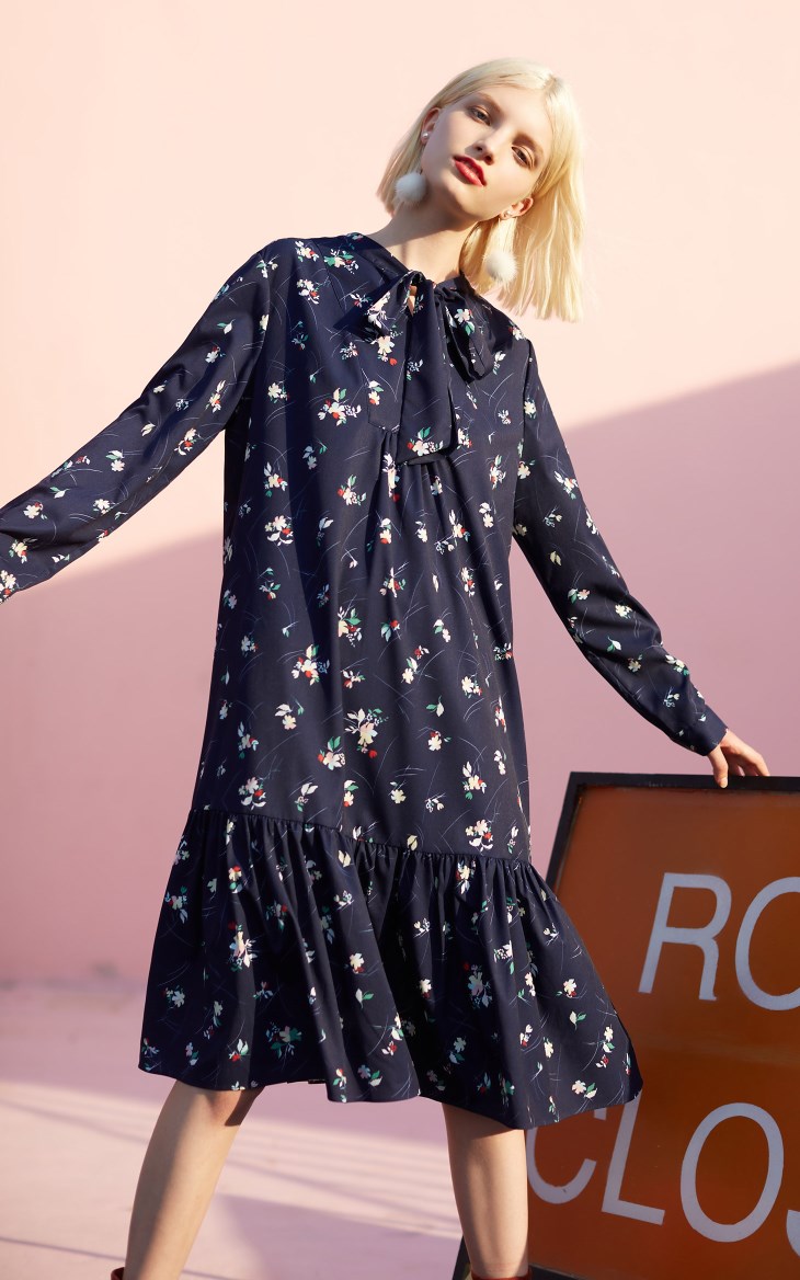 Vero Moda2018秋装新款女士碎花系带直筒中长款连衣裙|31837D511