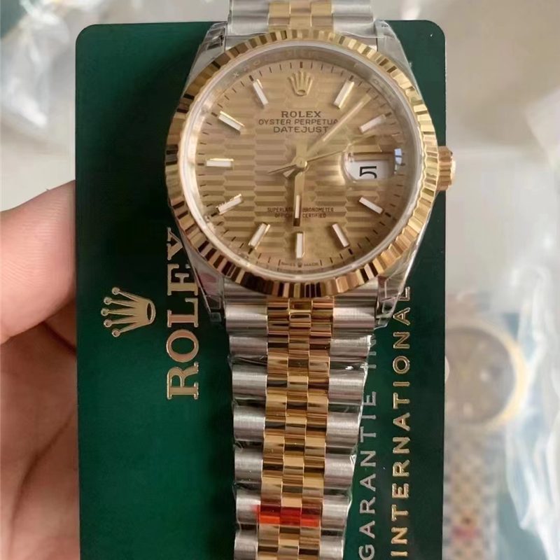 vs工厂36mm日志格子金丹东3235机芯