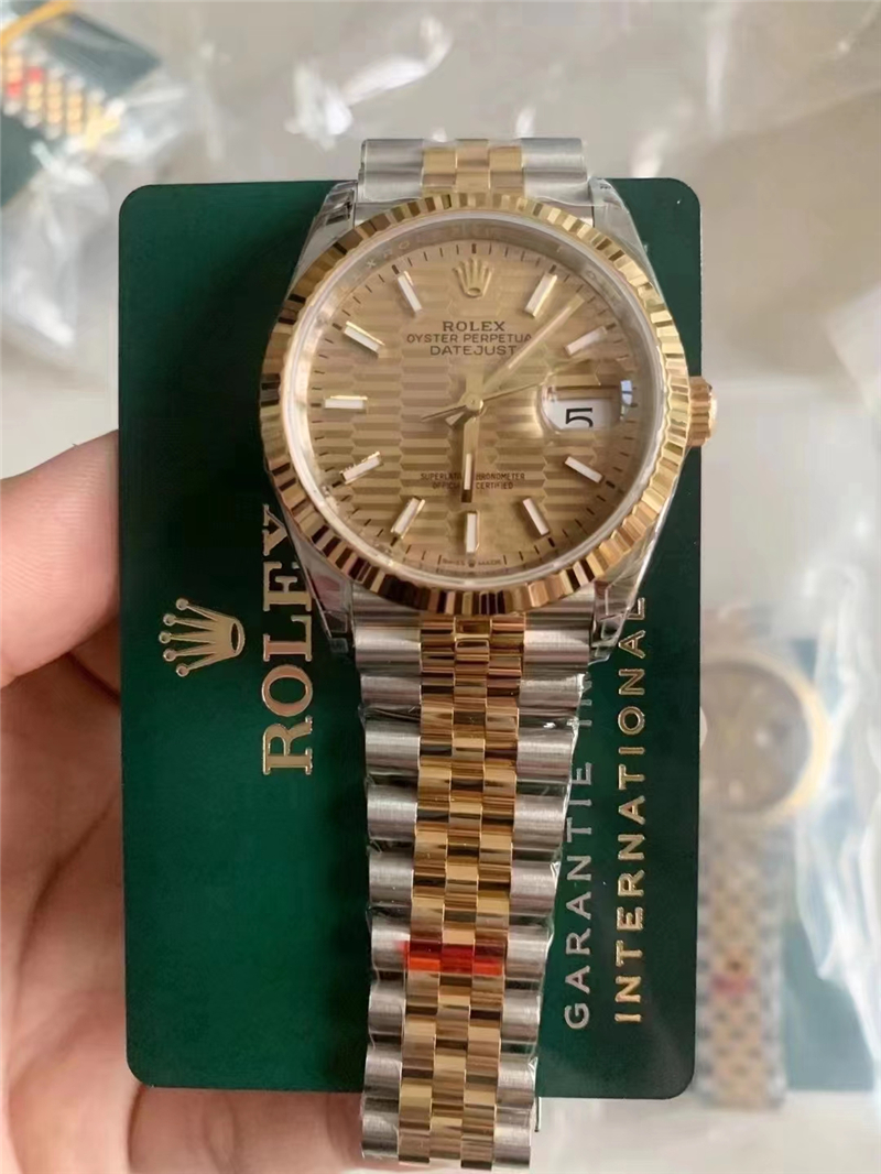 vs工厂36mm日志格子金丹东3235机芯