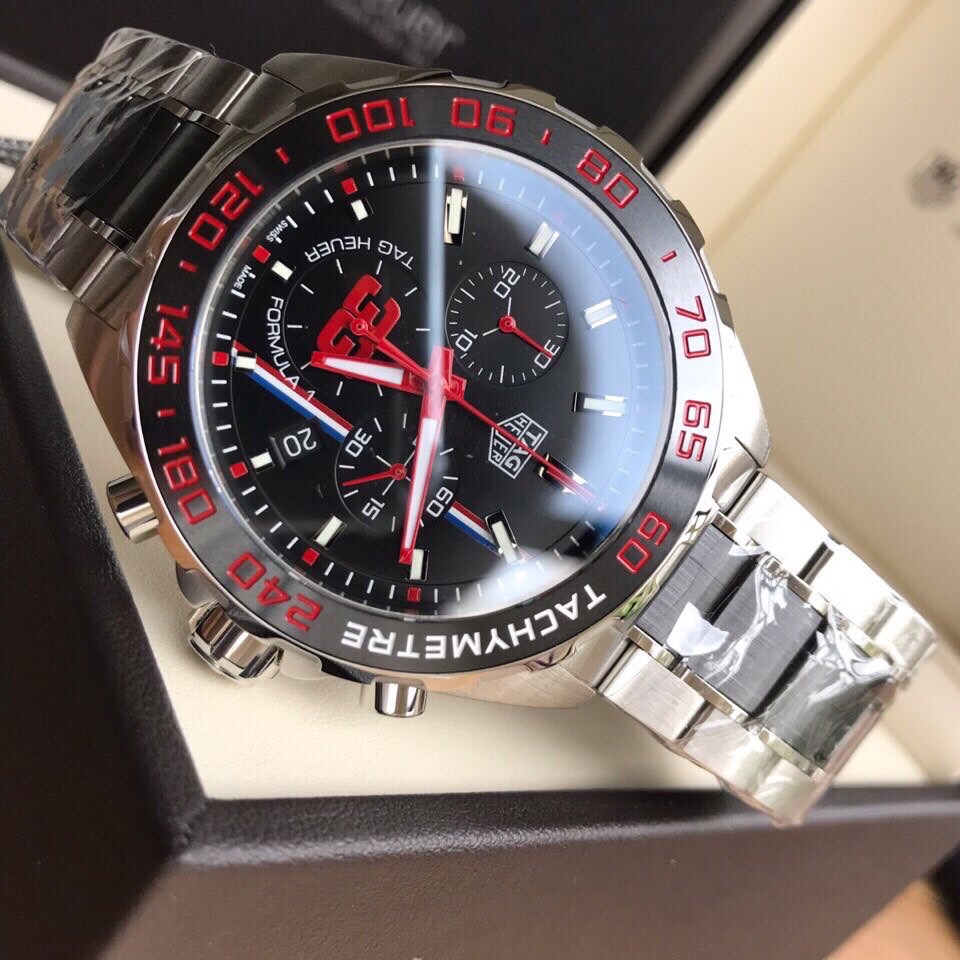 original Tagheuer 泰格豪雅F1系列阿斯顿马丁特别版石英男士腕表