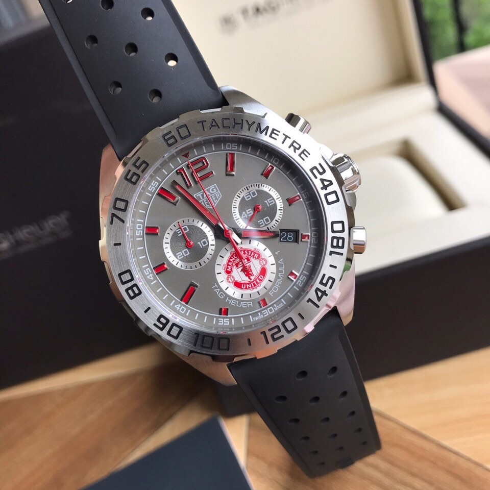 Tagheuer 泰格豪雅F1系列，曼彻斯特联队特别版帅气石英男士腕表