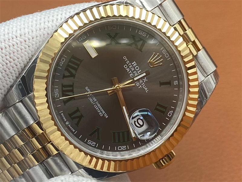EW厂间金绿萝41mm